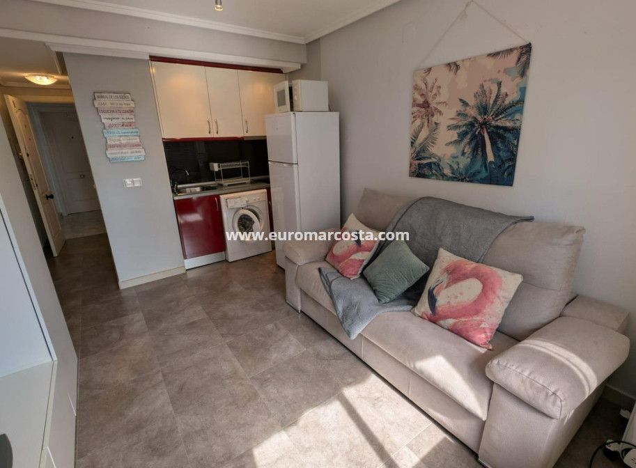 Objekte zum Wiederverkauf - Penthouse - Torrevieja - Los Europeos