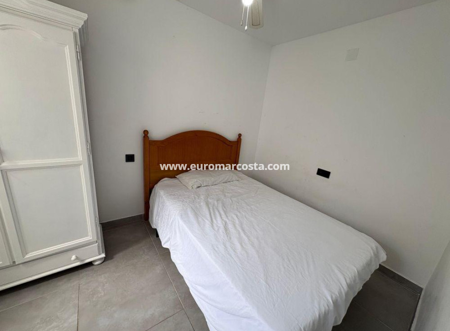 Objekte zum Wiederverkauf - Wohnung - Torrevieja - La Siesta - El Salado - Torreta