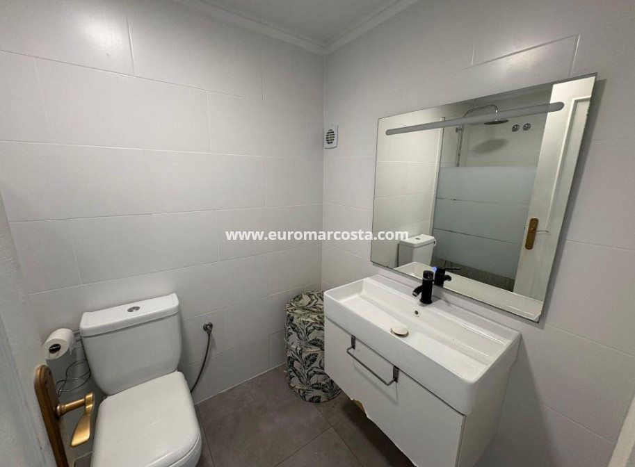 Objekte zum Wiederverkauf - Wohnung - Torrevieja - La Siesta - El Salado - Torreta
