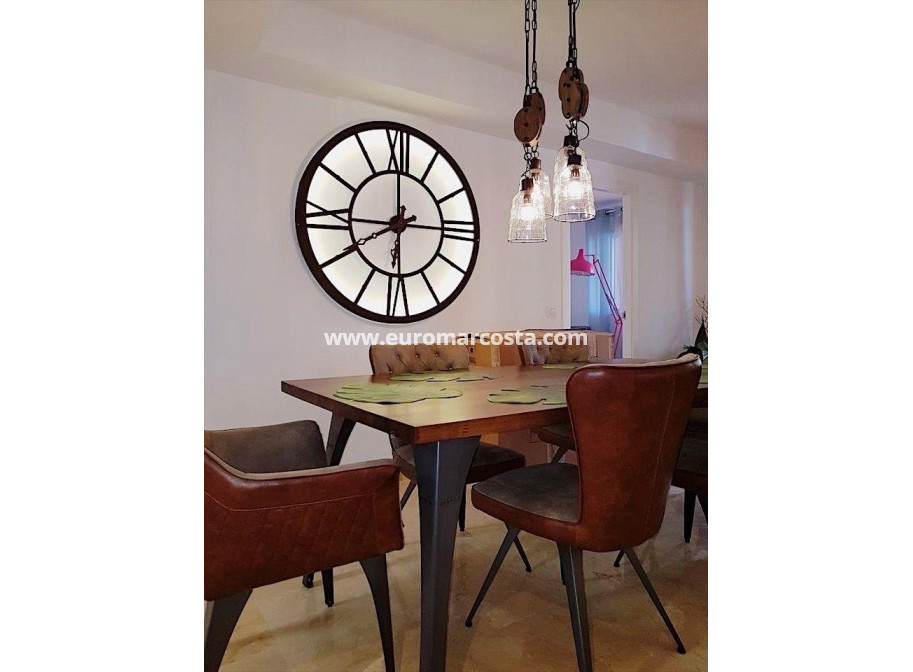 Sale - Apartment / flat - Torrevieja - Orihuela Costa