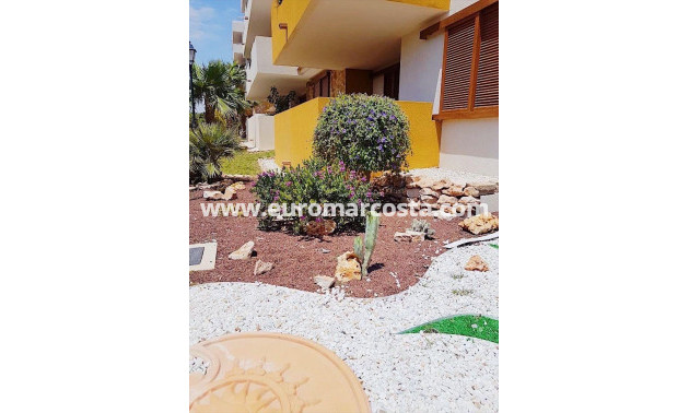 Sale - Apartment / flat - Torrevieja - Orihuela Costa