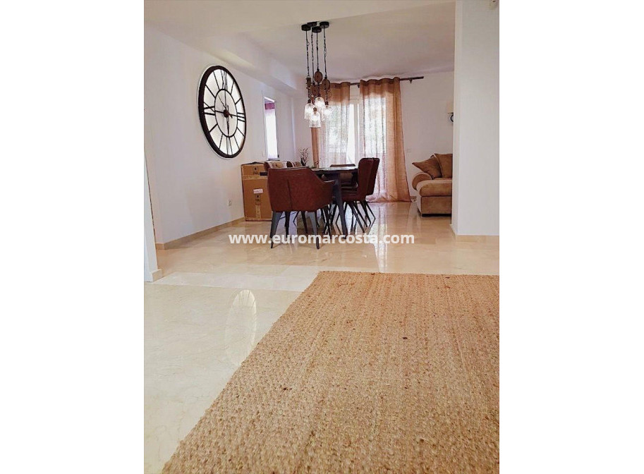 Sale - Apartment / flat - Torrevieja - Orihuela Costa
