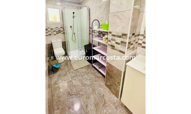 Venta - Apartamento / piso - Torrevieja - TORREVIEJA