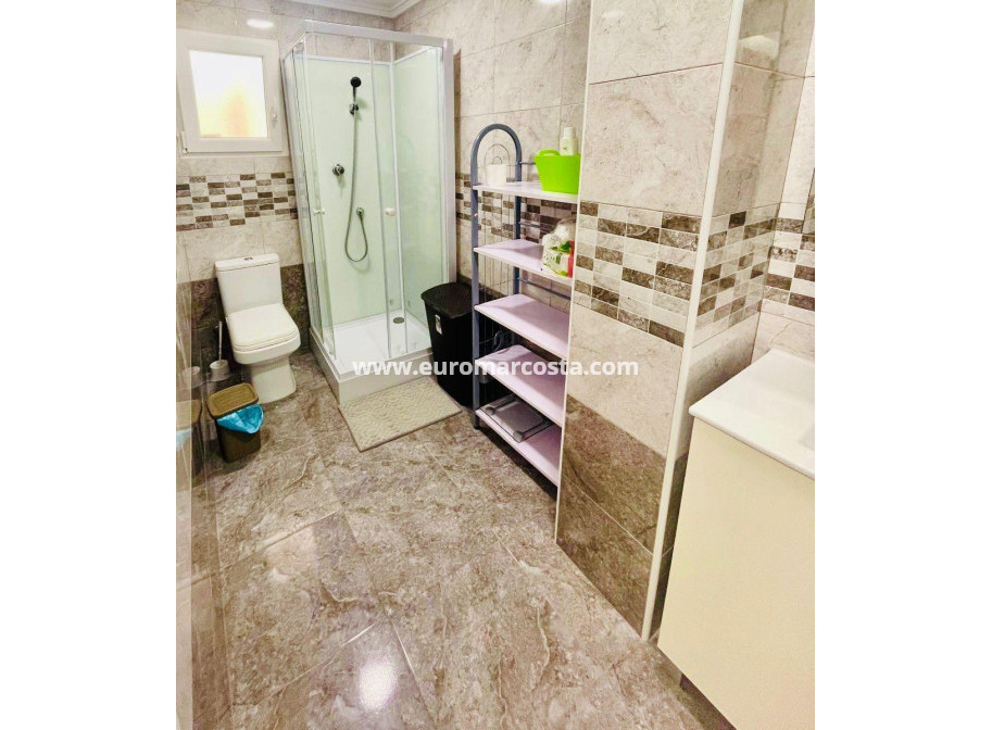 Venta - Apartamento / piso - Torrevieja - TORREVIEJA