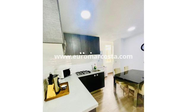 Venta - Apartamento / piso - Torrevieja - TORREVIEJA