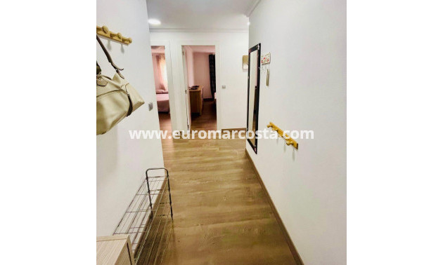 Venta - Apartamento / piso - Torrevieja - TORREVIEJA