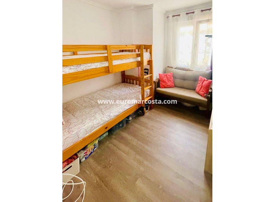 Venta - Apartamento / piso - Torrevieja - TORREVIEJA