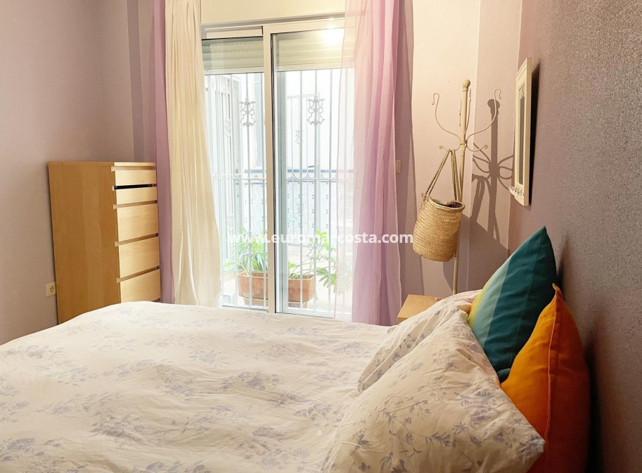 Venta - Apartamento / piso - Torrevieja - TORREVIEJA