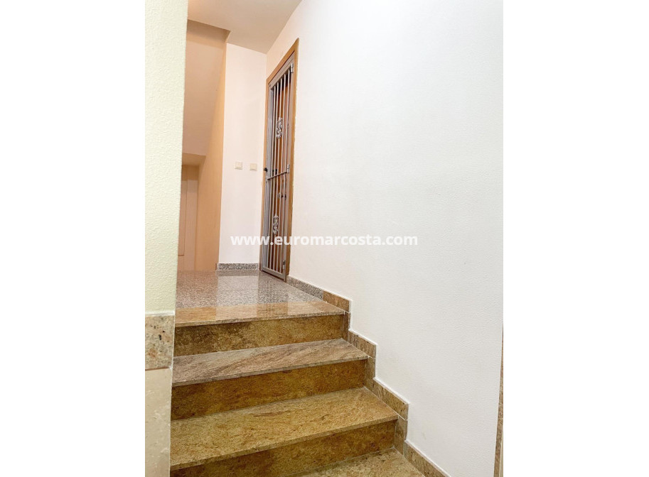 Venta - Apartamento / piso - Torrevieja - TORREVIEJA