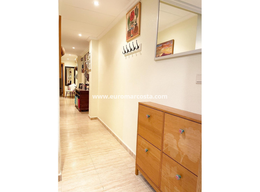 Venta - Apartamento / piso - Torrevieja - TORREVIEJA