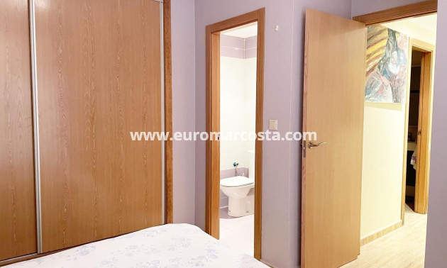 Venta - Apartamento / piso - Torrevieja - TORREVIEJA