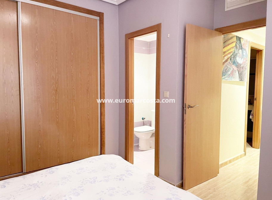 Venta - Apartamento / piso - Torrevieja - TORREVIEJA