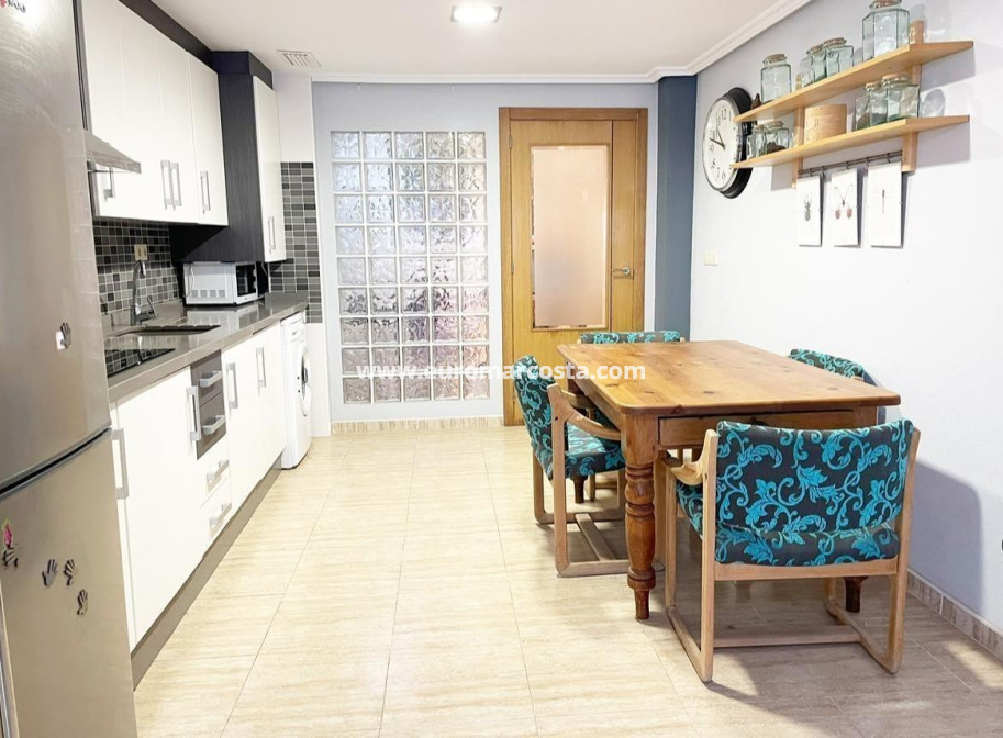 Venta - Apartamento / piso - Torrevieja - TORREVIEJA