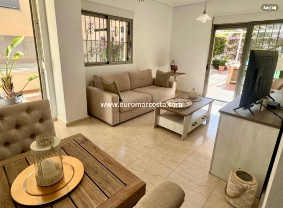Sale - Apartment / flat - Guardamar del Segura