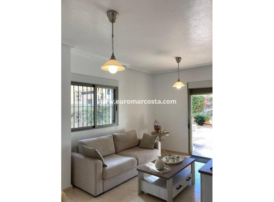 Sale - Apartment / flat - Guardamar del Segura