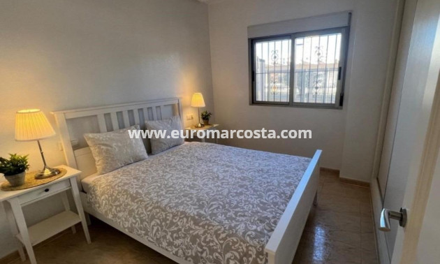 Sale - Apartment / flat - Guardamar del Segura