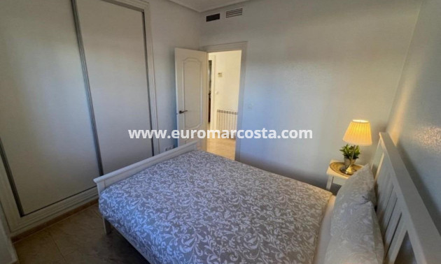 Sale - Apartment / flat - Guardamar del Segura