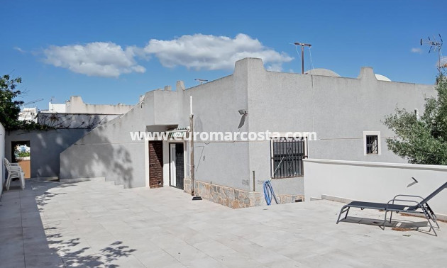 Venta - Villa - Torrevieja - Los Balcones - Los Altos del Edén