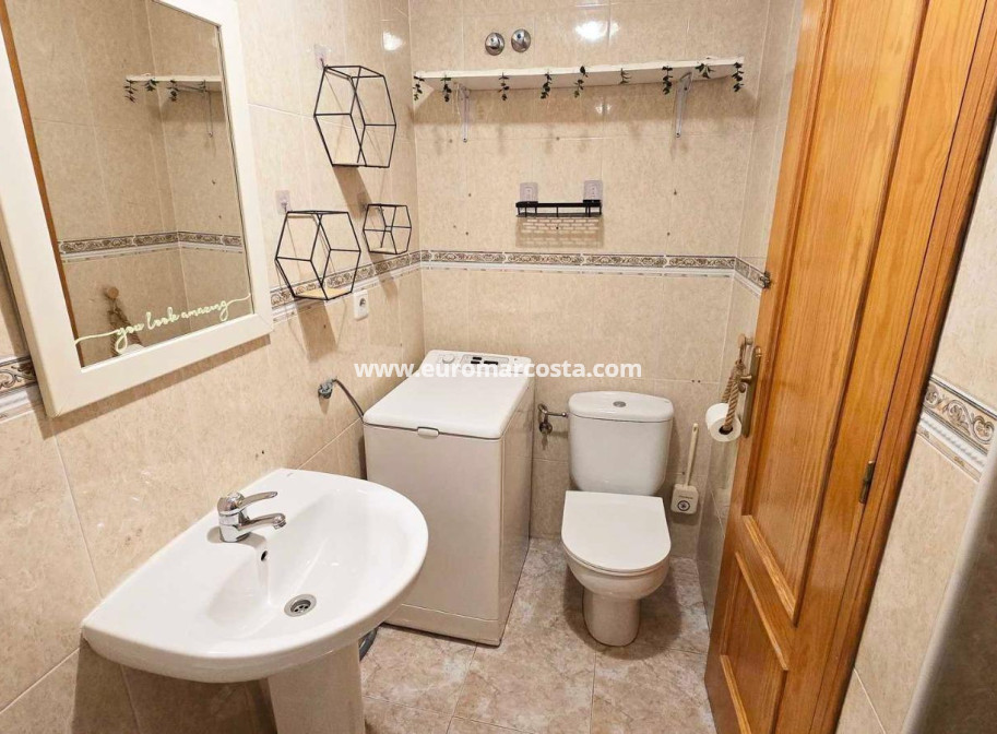 Venta - Apartamento / piso - Torrevieja - TORREVIEJA