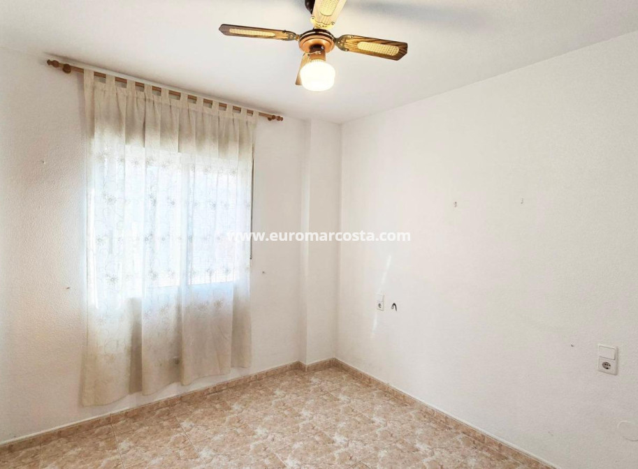 Venta - Apartamento / piso - Torrevieja - TORREVIEJA