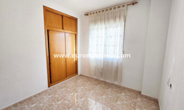 Venta - Apartamento / piso - Torrevieja - TORREVIEJA