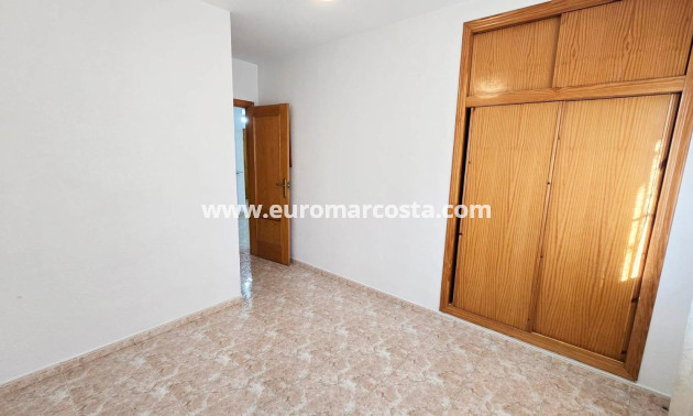 Venta - Apartamento / piso - Torrevieja - TORREVIEJA
