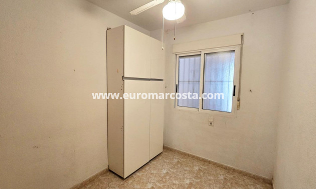 Venta - Apartamento / piso - Torrevieja - TORREVIEJA