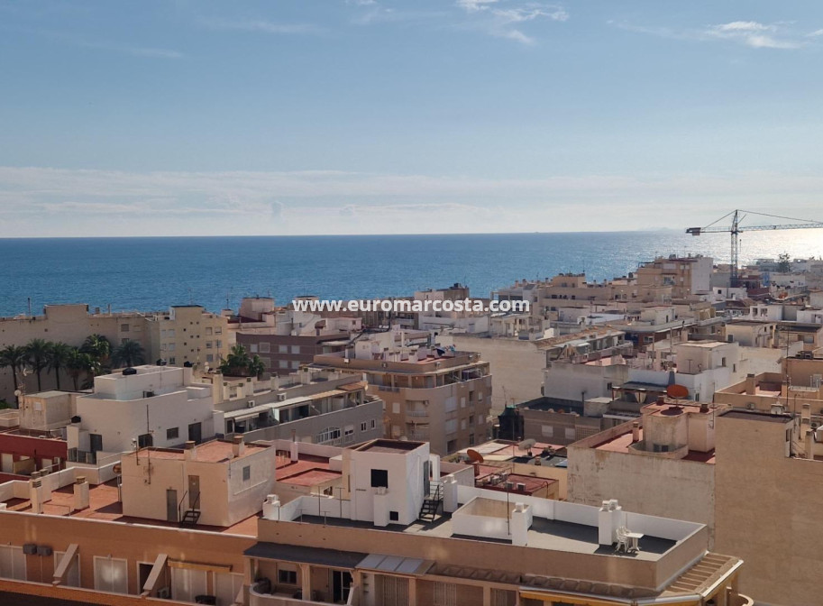Venta - Apartamento / piso - Torrevieja - TORREVIEJA