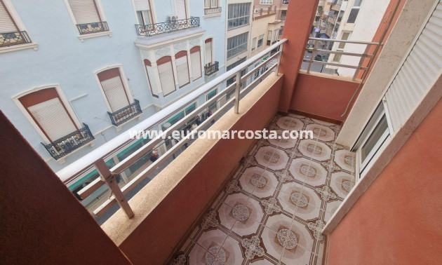 Objekte zum Wiederverkauf - Wohnung - Torrevieja - TORREVIEJA