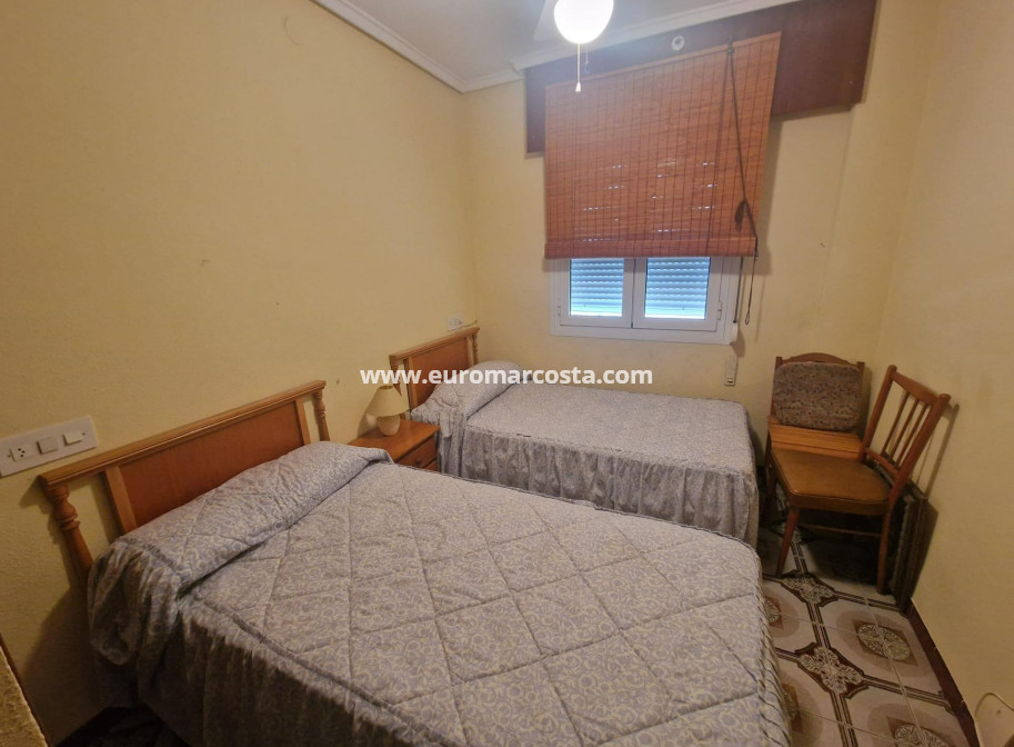 Objekte zum Wiederverkauf - Wohnung - Torrevieja - TORREVIEJA