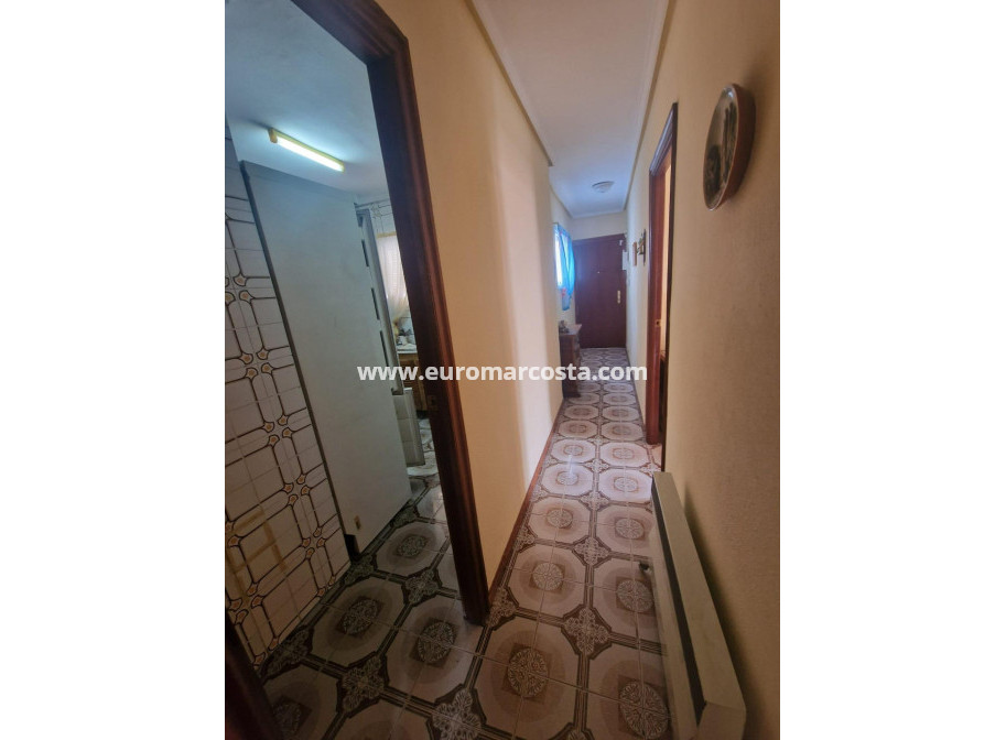 Objekte zum Wiederverkauf - Wohnung - Torrevieja - TORREVIEJA
