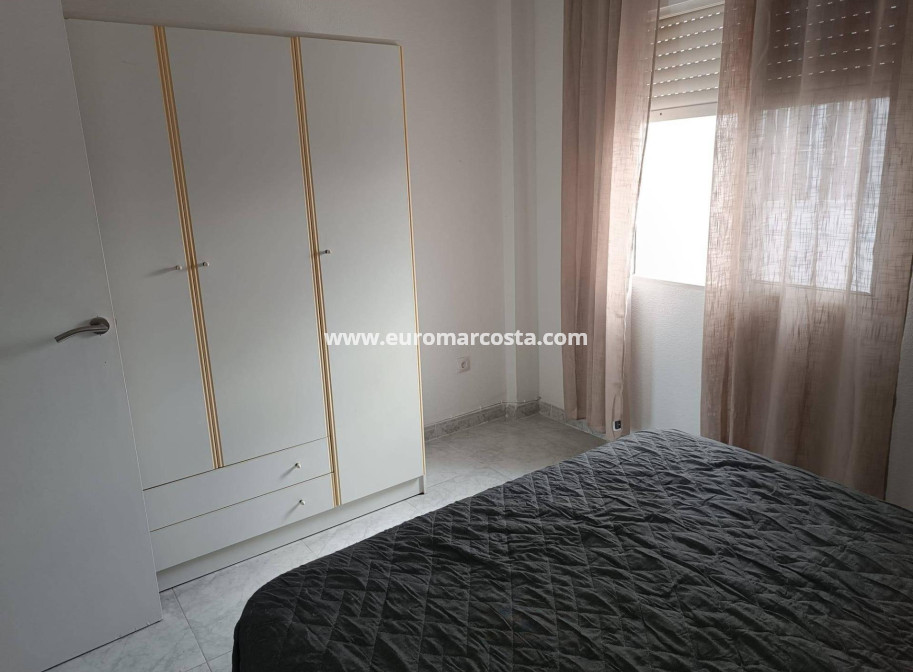Venta - Apartamento / piso - Torrevieja - TORREVIEJA