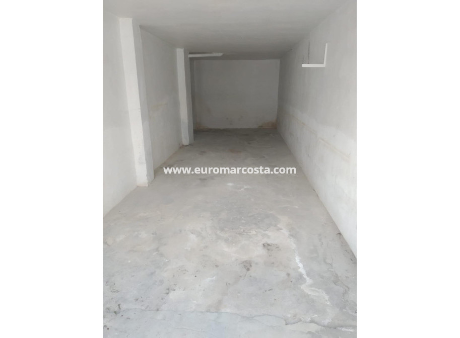 Objekte zum Wiederverkauf - Garage - Torrevieja - TORREVIEJA