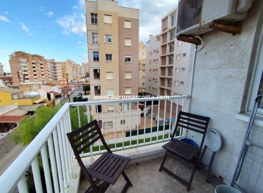 Objekte zum Wiederverkauf - Wohnung - Torrevieja - TORREVIEJA