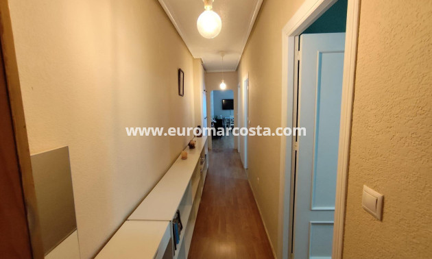 Objekte zum Wiederverkauf - Wohnung - Torrevieja - TORREVIEJA