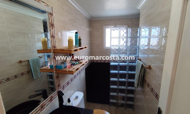 Objekte zum Wiederverkauf - Wohnung - Torrevieja - TORREVIEJA