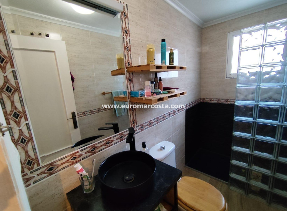 Objekte zum Wiederverkauf - Wohnung - Torrevieja - TORREVIEJA