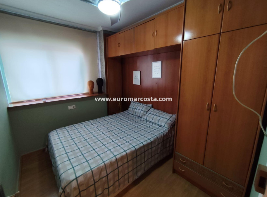 Objekte zum Wiederverkauf - Wohnung - Torrevieja - TORREVIEJA