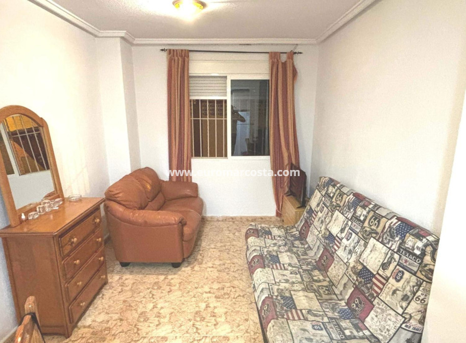Venta - Apartamento / piso - Torrevieja - TORREVIEJA