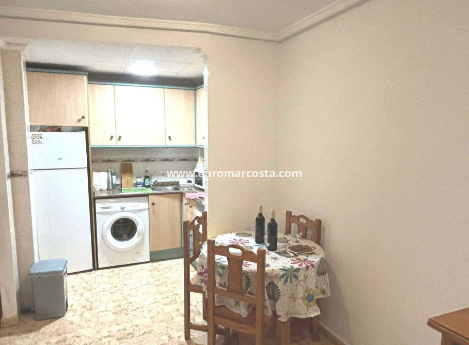 Venta - Apartamento / piso - Torrevieja - TORREVIEJA