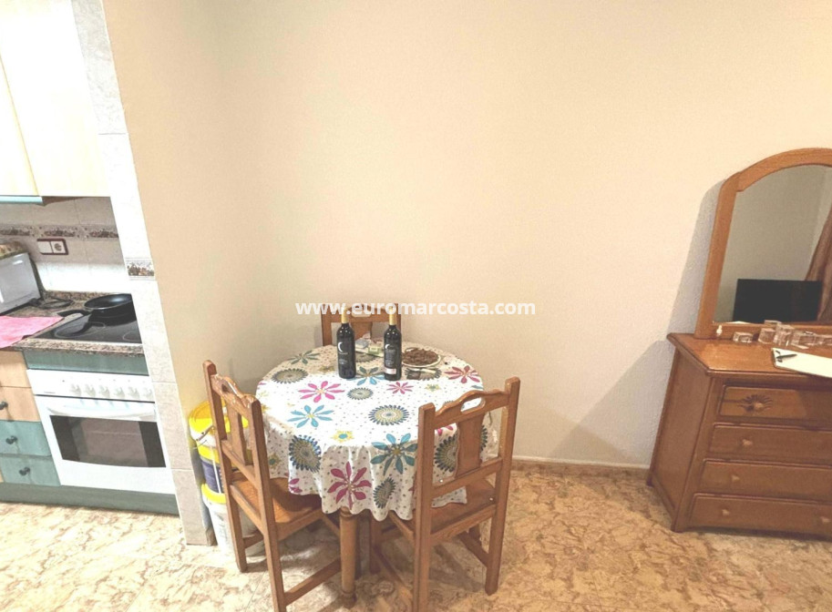 Venta - Apartamento / piso - Torrevieja - TORREVIEJA
