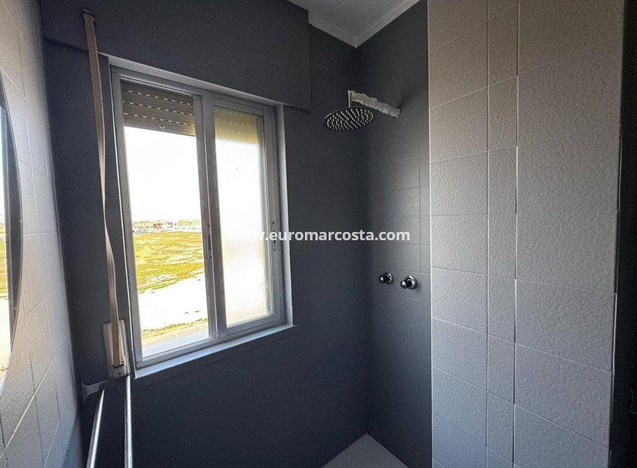 Venta - Apartamento / piso - Santiago de la ribera - San blas
