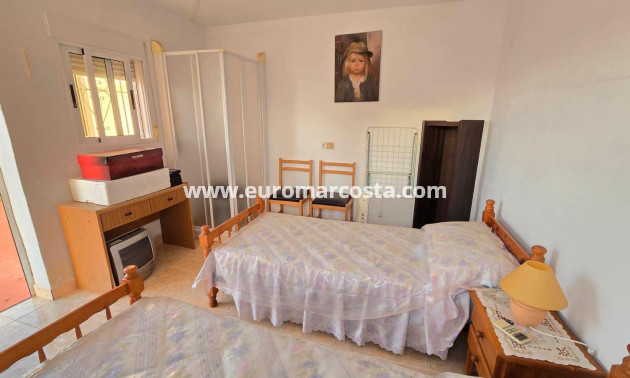 Objekte zum Wiederverkauf - Wohnung - Torrevieja - TORREVIEJA