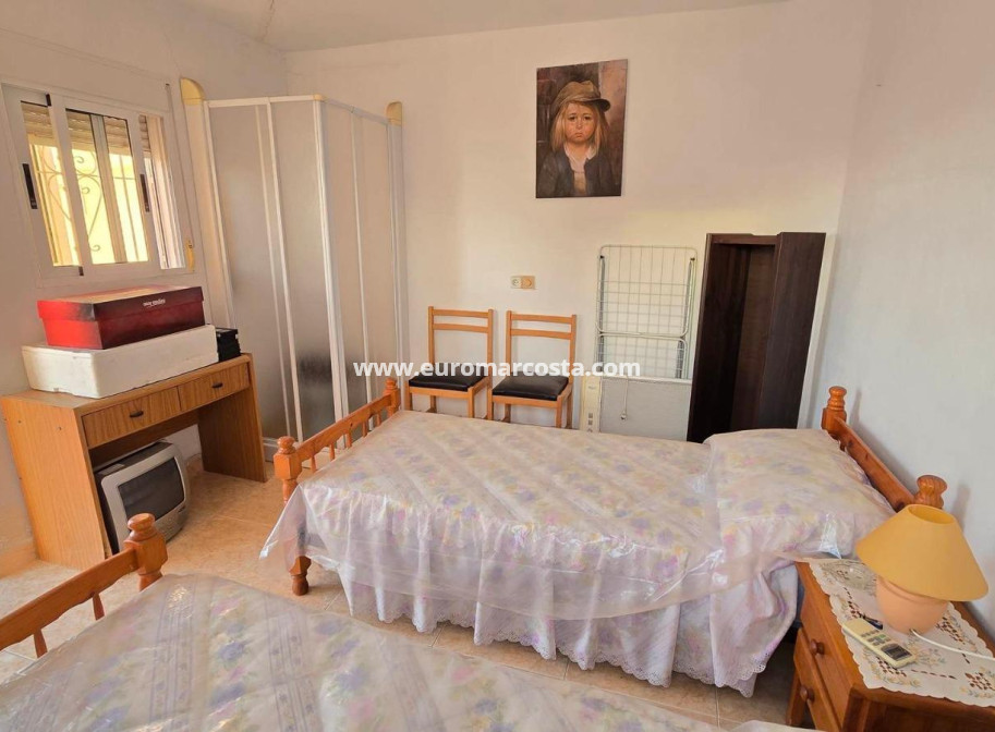 Objekte zum Wiederverkauf - Wohnung - Torrevieja - TORREVIEJA
