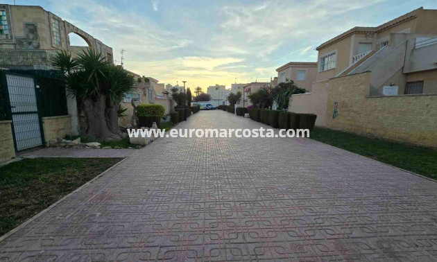 Objekte zum Wiederverkauf - Wohnung - Torrevieja - TORREVIEJA