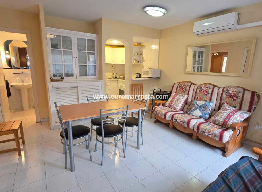 Objekte zum Wiederverkauf - Wohnung - Torrevieja - TORREVIEJA