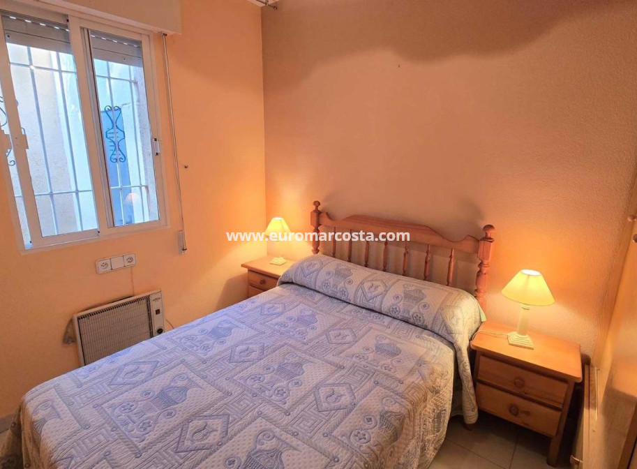 Objekte zum Wiederverkauf - Wohnung - Torrevieja - TORREVIEJA