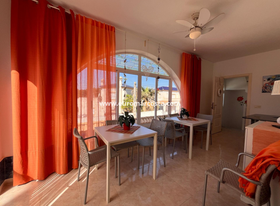 Venta - Villa - Orihuela Costa - TORREVIEJA