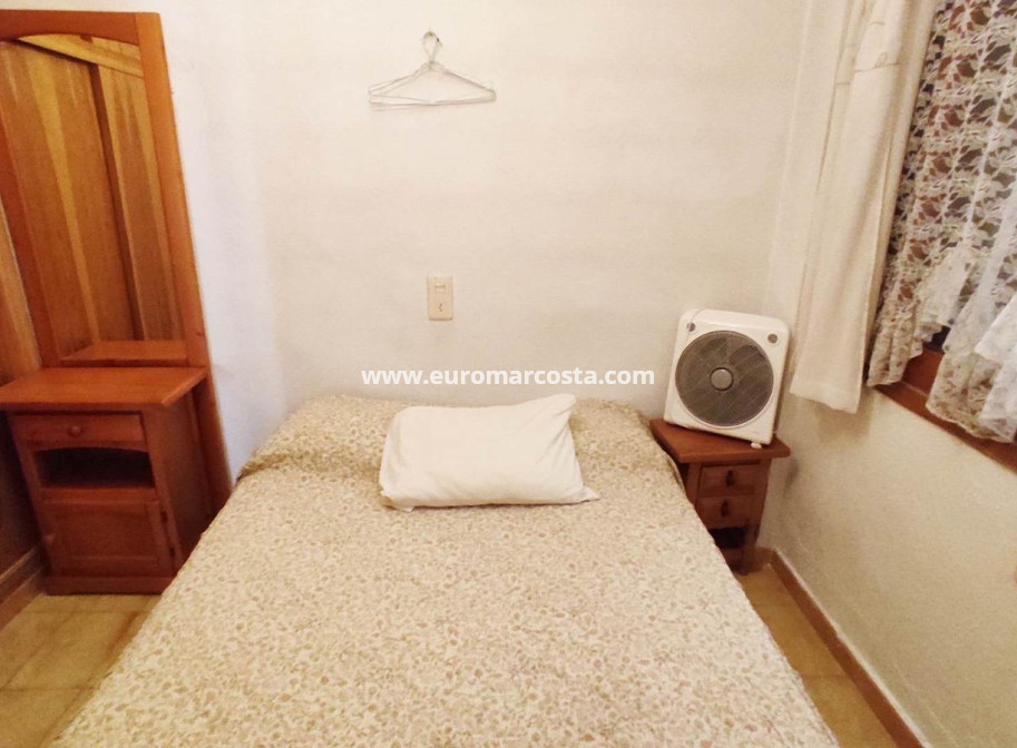 Sale - Apartment / flat - Torrevieja - TORREVIEJA