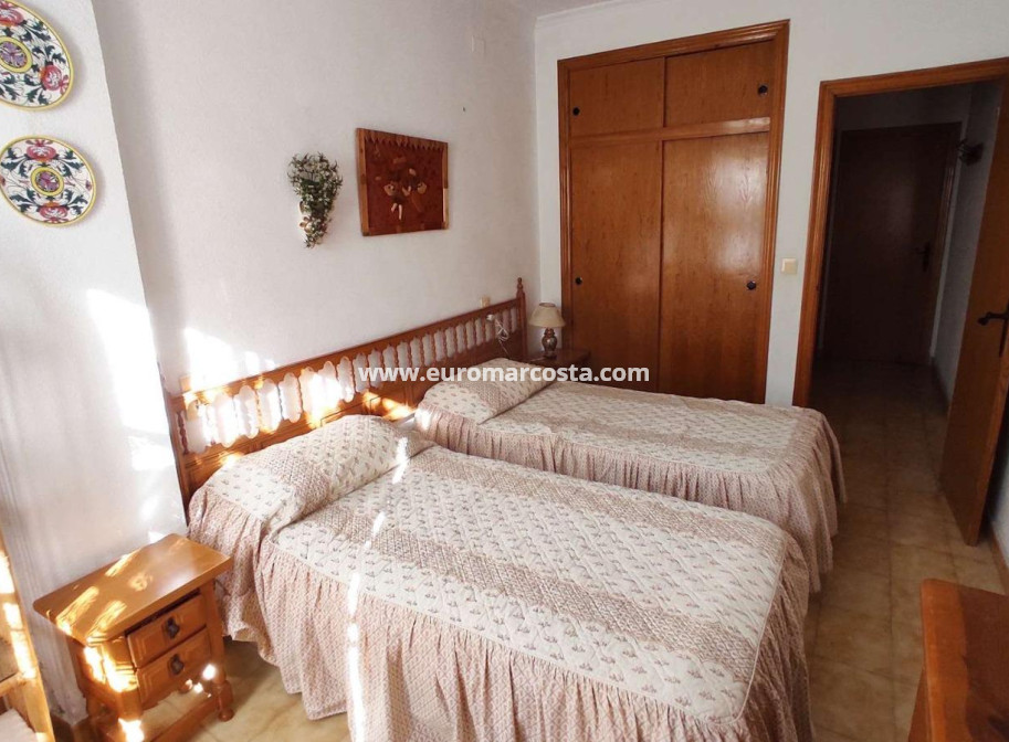 Sale - Apartment / flat - Torrevieja - TORREVIEJA